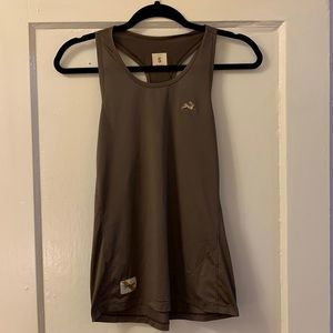 Tracksmith women’s twilight tank size small